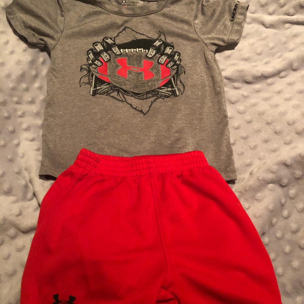 Kids UA short outfit